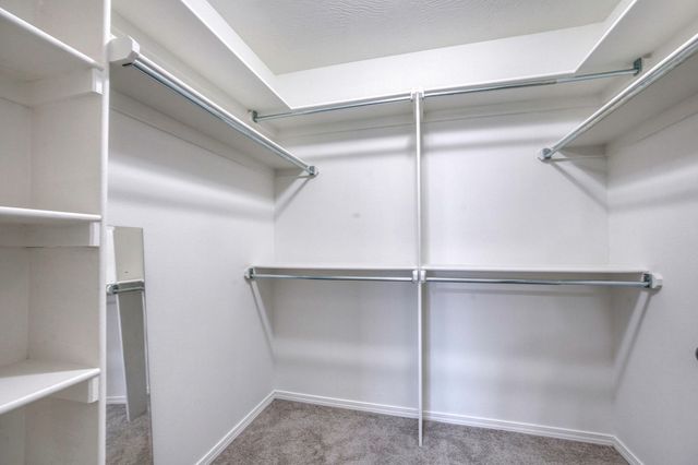 820 S Quade Road S, Springfield, MO 65802