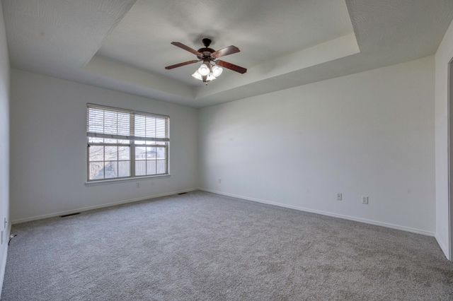 820 S Quade Road S, Springfield, MO 65802