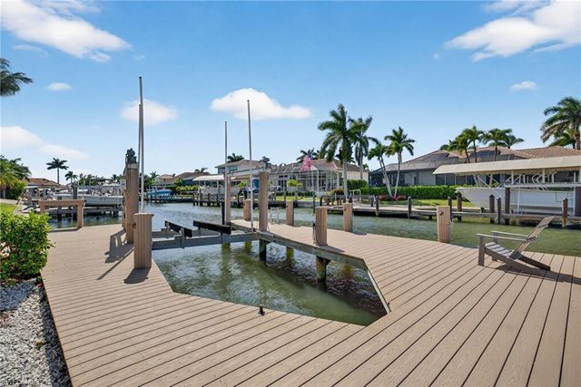 140 Starfish CT, Marco Island, FL 34145