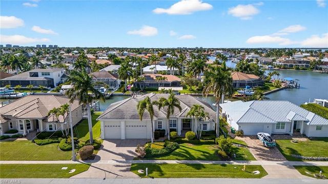 140 Starfish CT, Marco Island, FL 34145