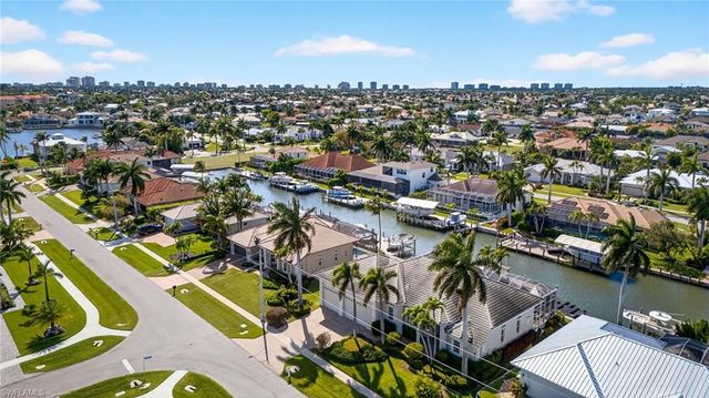 140 Starfish CT, Marco Island, FL 34145