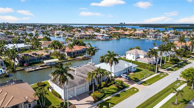 140 Starfish CT, Marco Island, FL 34145