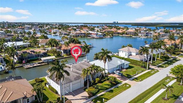 140 Starfish CT, Marco Island, FL 34145