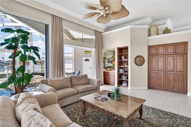 140 Starfish CT, Marco Island, FL 34145