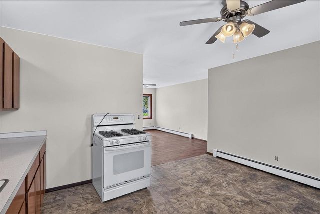 2218 Pioneer Road, Janesville, WI 53546