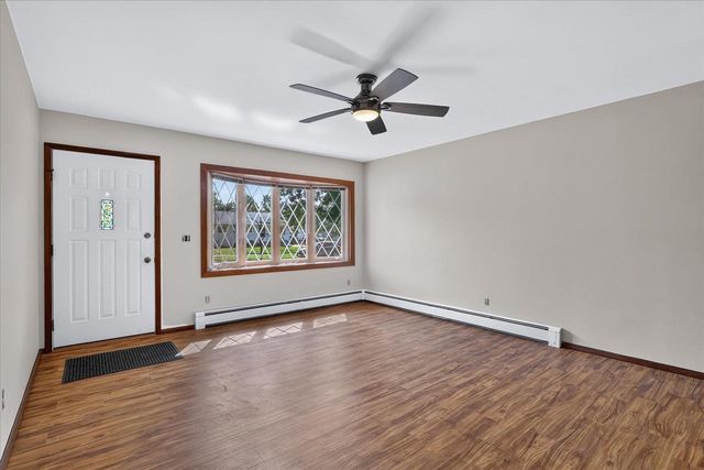 2218 Pioneer Road, Janesville, WI 53546