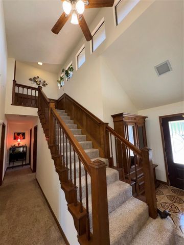 201 Westwood Drive E, Trinity, TX 75862