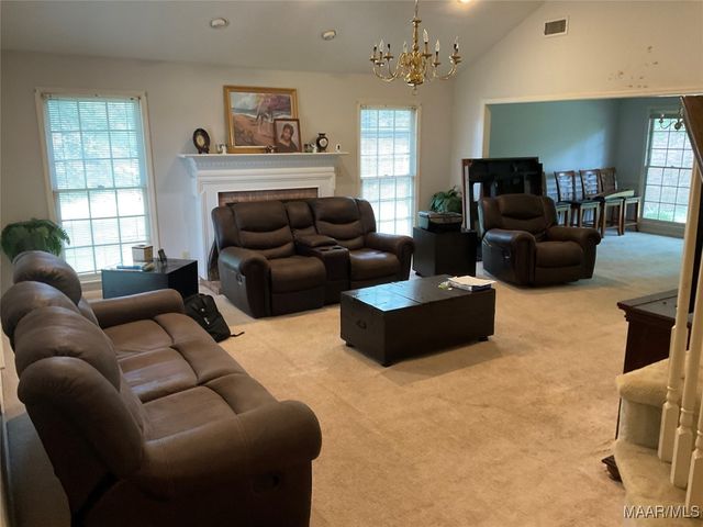 274 Castlewood Drive, Selma, AL 36701