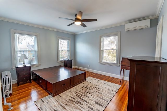 118 Newburg Street 118, Boston, MA 02131