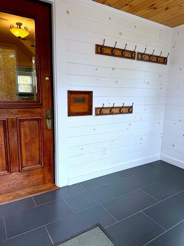 118 Newburg Street 118, Boston, MA 02131