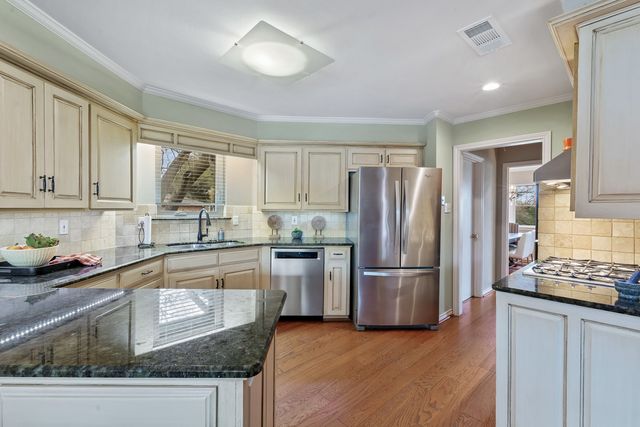 2903 Canyon Creek Drive, Richardson, TX 75080