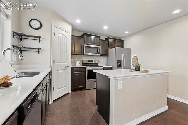 6990 Winnicut Drive, Colorado Springs, CO 80925