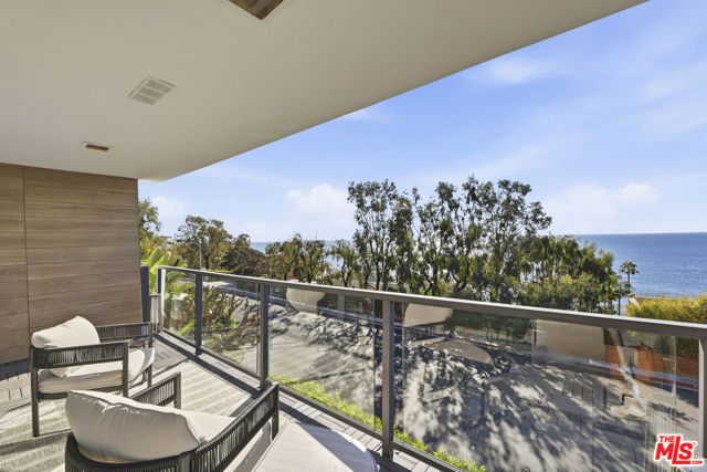 2442 S Coast Highway 3, Laguna Beach, CA 92651