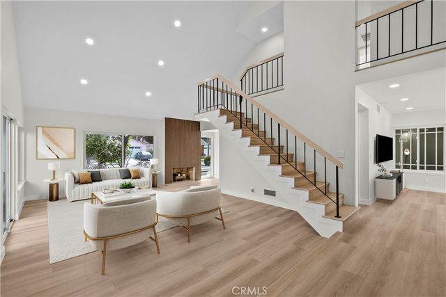 5437 Vista Fortuna, Cypress, CA 90630