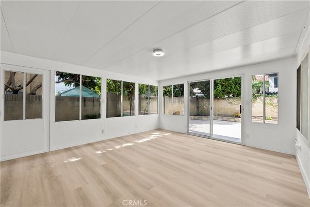 5437 Vista Fortuna, Cypress, CA 90630