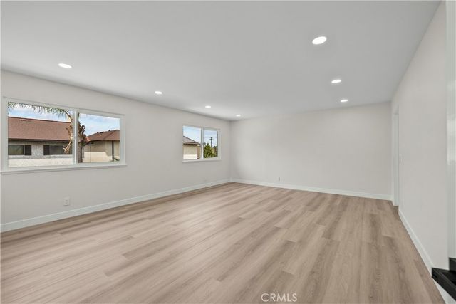 5437 Vista Fortuna, Cypress, CA 90630