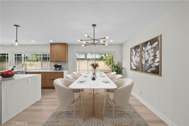 5437 Vista Fortuna, Cypress, CA 90630