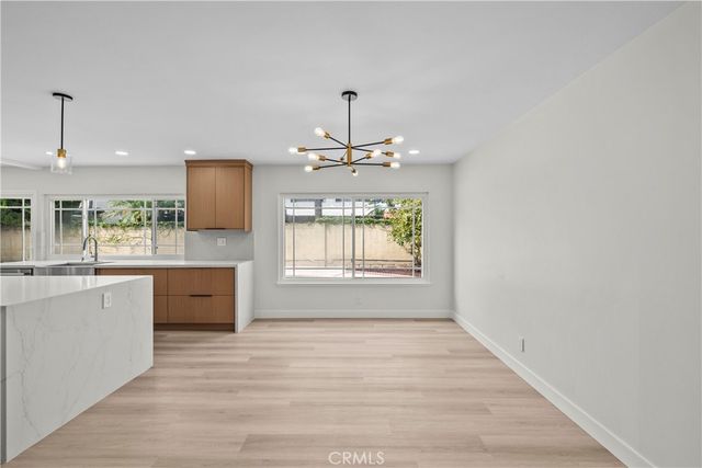 5437 Vista Fortuna, Cypress, CA 90630