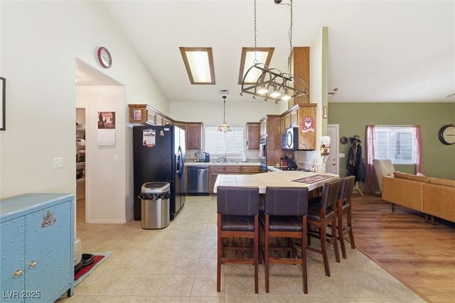 421 Big Five Road, Pahrump, NV 89048