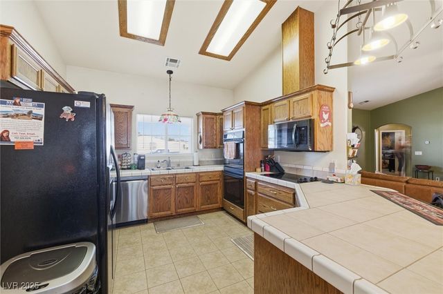 421 Big Five Road, Pahrump, NV 89048