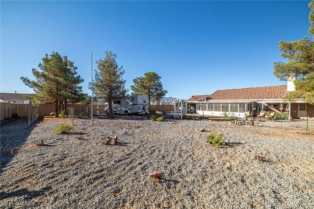421 Big Five Road, Pahrump, NV 89048