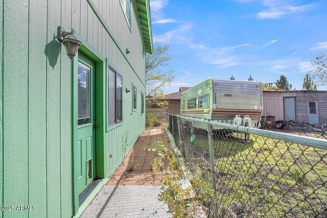 903 W CLAY Avenue, Flagstaff, AZ 86001