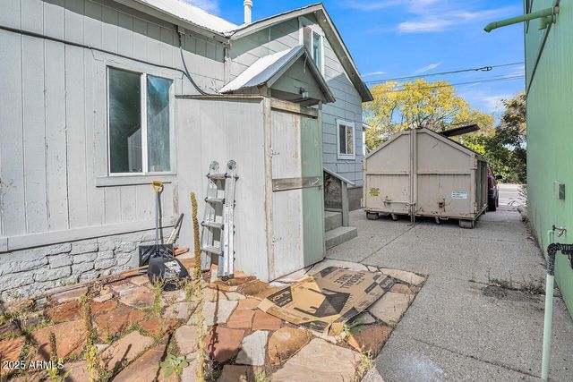 903 W CLAY Avenue, Flagstaff, AZ 86001