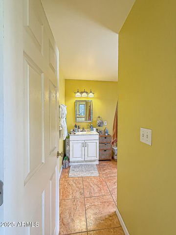 903 W CLAY Avenue, Flagstaff, AZ 86001