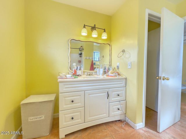 903 W CLAY Avenue, Flagstaff, AZ 86001