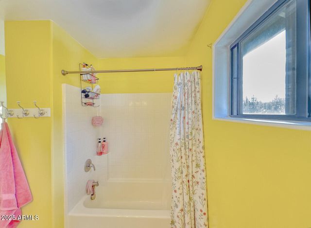 903 W CLAY Avenue, Flagstaff, AZ 86001