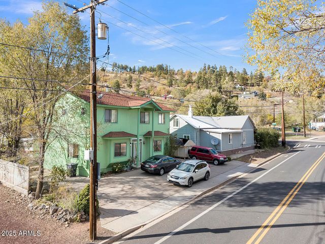903 W CLAY Avenue, Flagstaff, AZ 86001