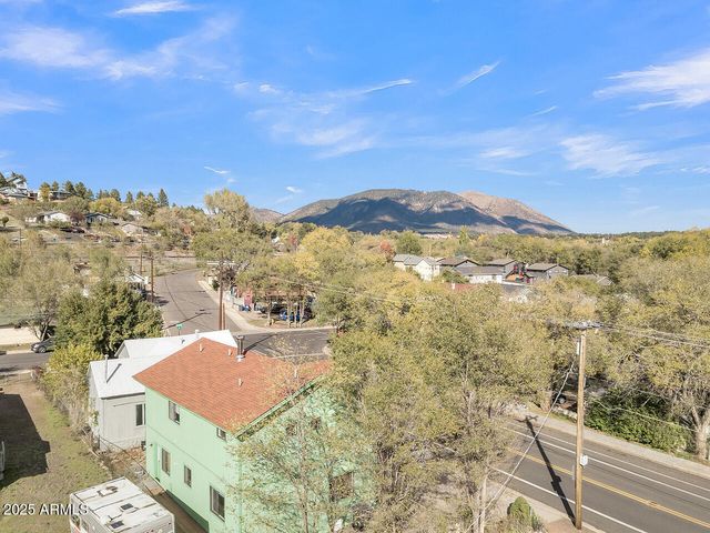 903 W CLAY Avenue, Flagstaff, AZ 86001