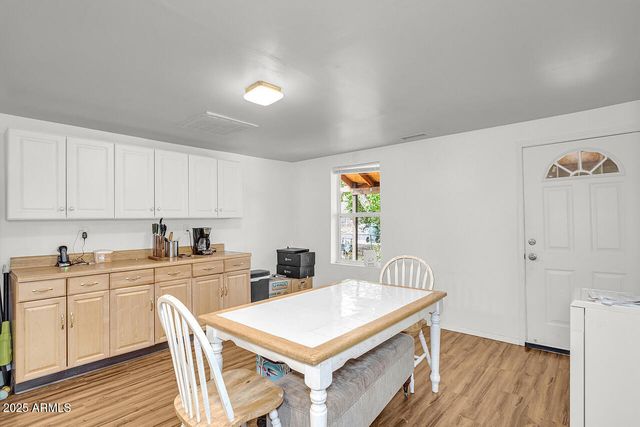 903 W CLAY Avenue, Flagstaff, AZ 86001