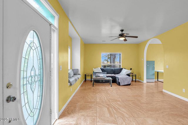 903 W CLAY Avenue, Flagstaff, AZ 86001