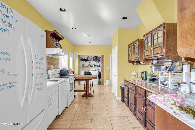 903 W CLAY Avenue, Flagstaff, AZ 86001