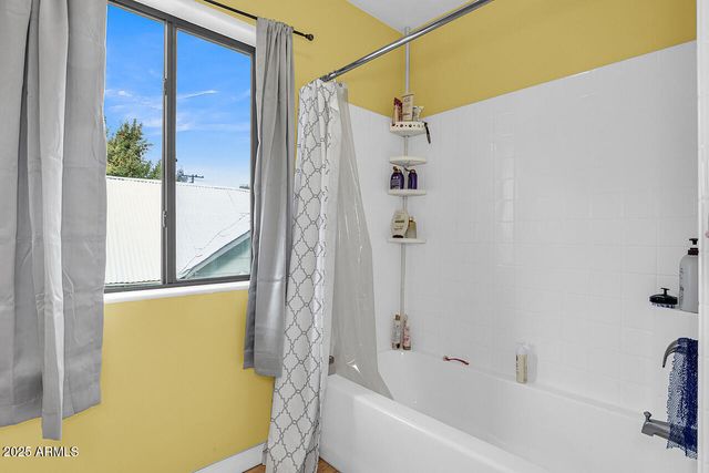 903 W CLAY Avenue, Flagstaff, AZ 86001