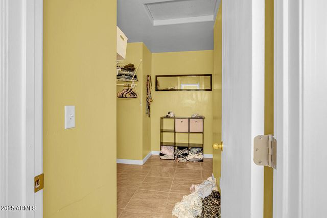 903 W CLAY Avenue, Flagstaff, AZ 86001