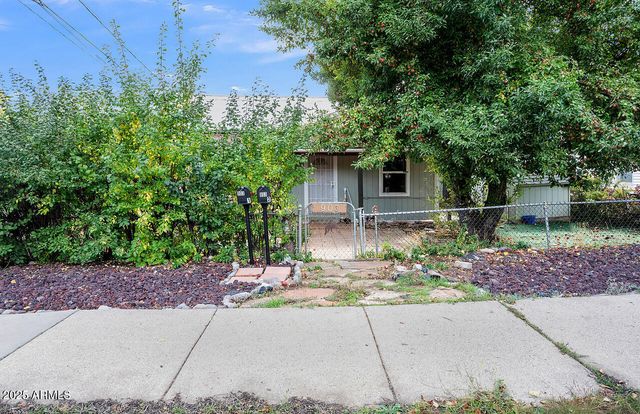 903 W CLAY Avenue, Flagstaff, AZ 86001