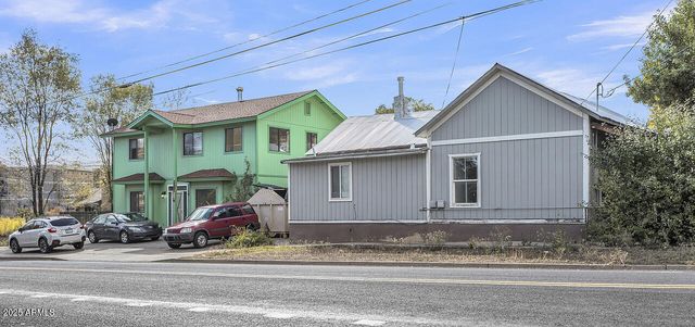903 W CLAY Avenue, Flagstaff, AZ 86001