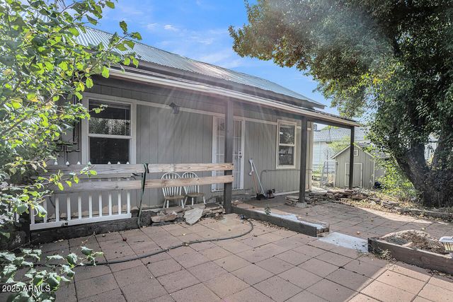 903 W CLAY Avenue, Flagstaff, AZ 86001