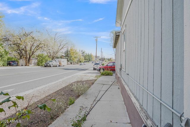 903 W CLAY Avenue, Flagstaff, AZ 86001