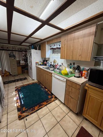 8445 ALDERMAN Road, Jacksonville, FL 32211