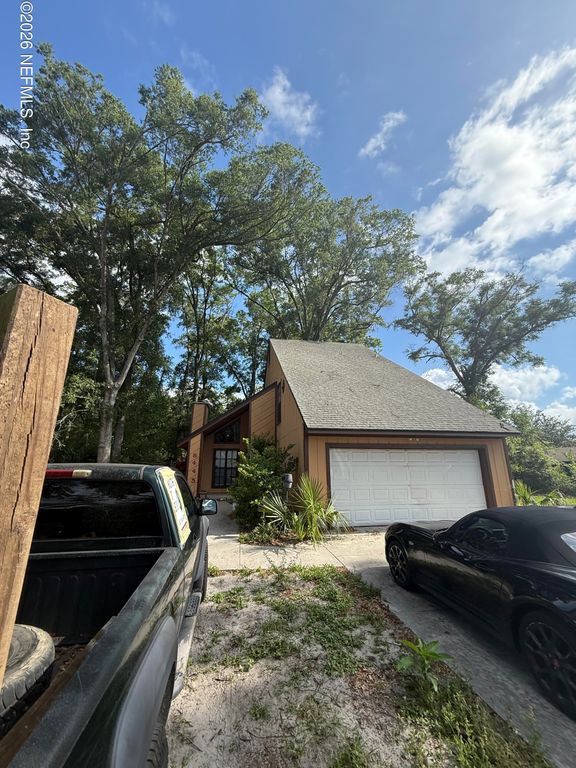 8445 ALDERMAN Road, Jacksonville, FL 32211