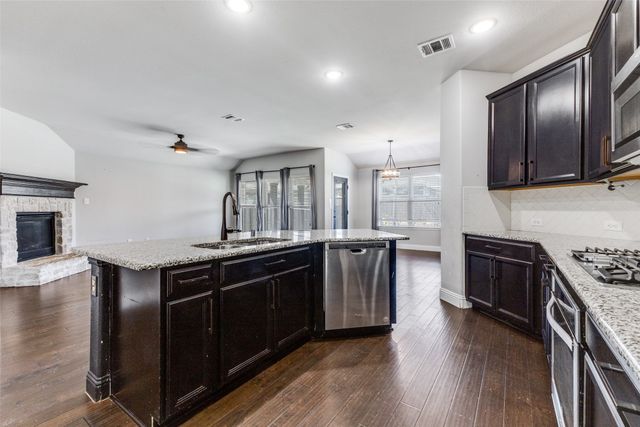 2022 Rosebury Lane, Forney, TX 75126