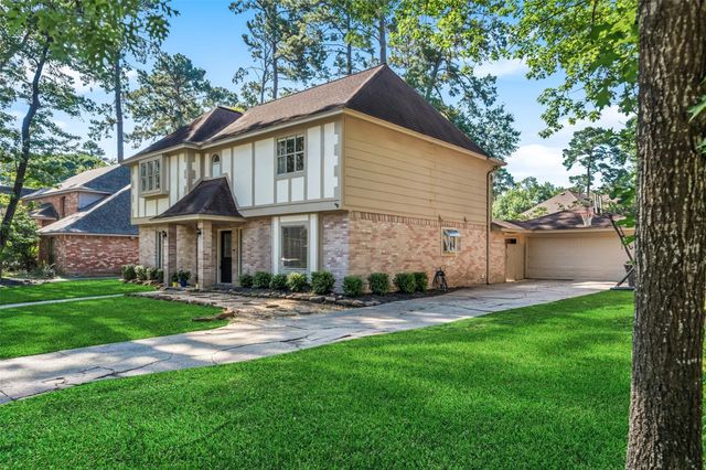 2026 Riverlawn Drive, Kingwood, TX 77339