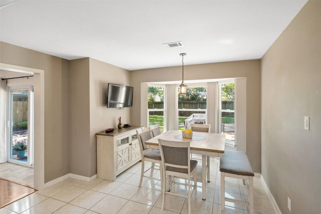2026 Riverlawn Drive, Kingwood, TX 77339