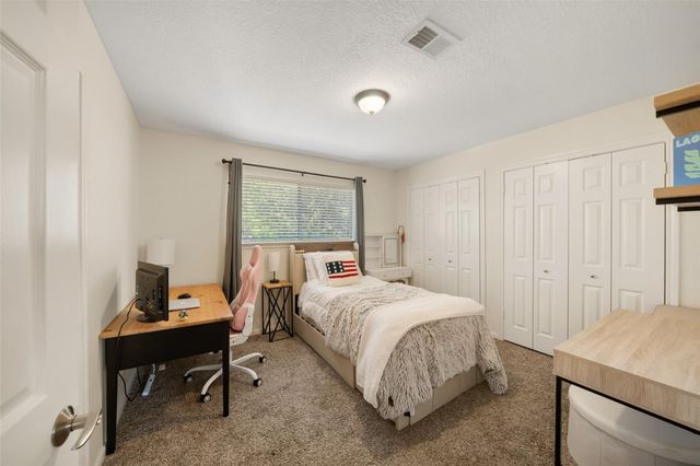 2026 Riverlawn Drive, Kingwood, TX 77339