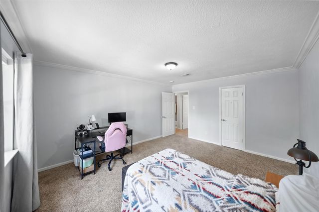 2026 Riverlawn Drive, Kingwood, TX 77339