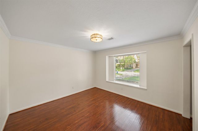 2026 Riverlawn Drive, Kingwood, TX 77339