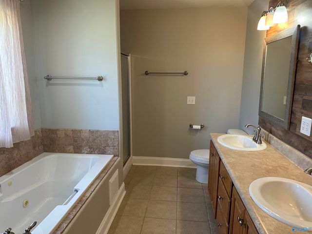 101 Fawn Forest Drive, New Market, AL 35761